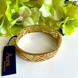 Aura Gold Geometric Bracelet
